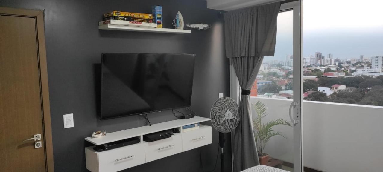 Appartement Apartamento entero céntrico y confortable à Santa Cruz de La Sierra Extérieur photo
